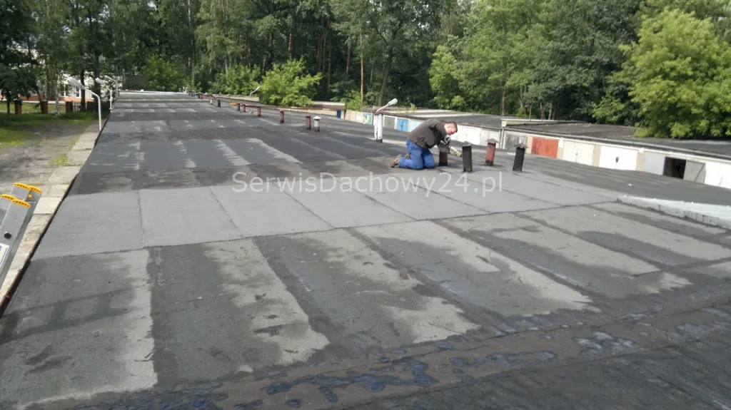Krycie dachu papą termozgrzewalną